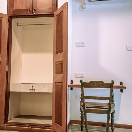 Locos Hiriketiya Hostel Dikwella Ngoại thất bức ảnh