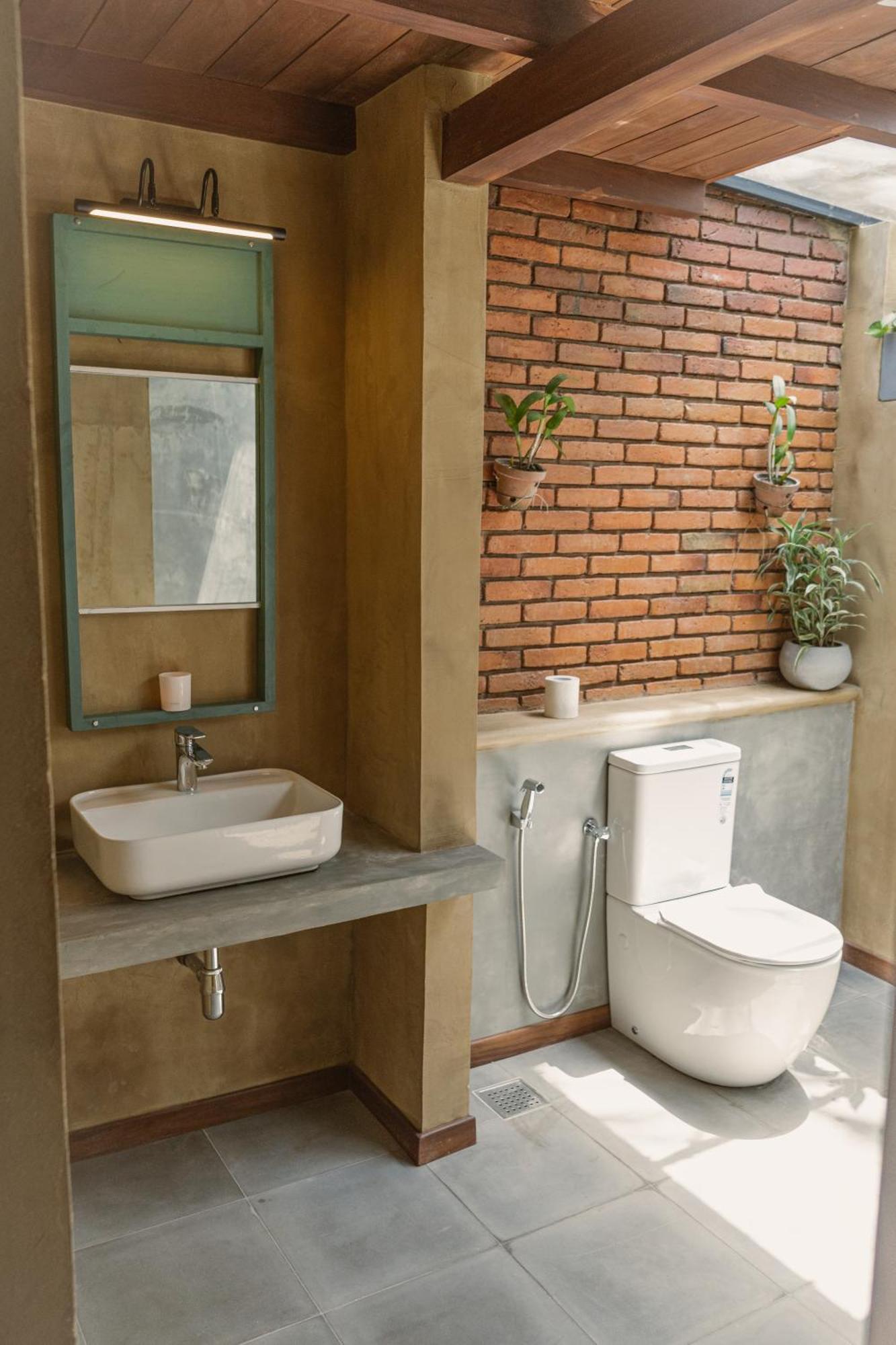 Locos Hiriketiya Hostel Dikwella Ngoại thất bức ảnh